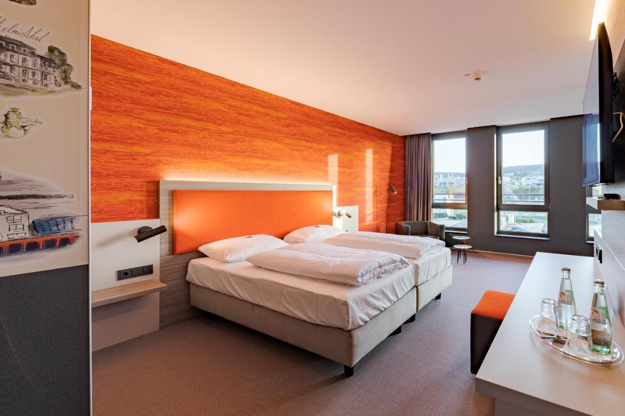 Hotel Am Ruessel Lohfelden ภายนอก รูปภาพ