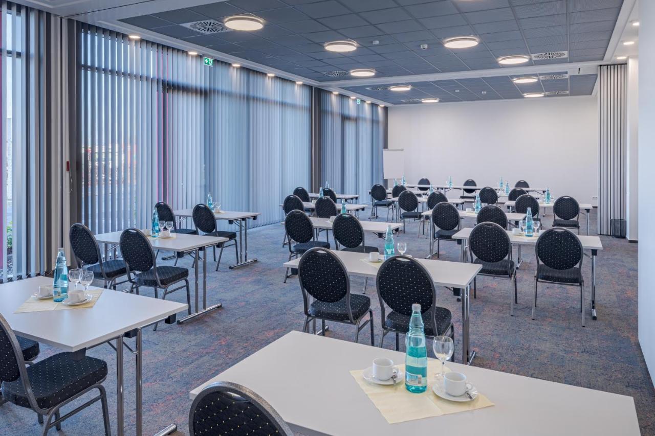 Hotel Am Ruessel Lohfelden ภายนอก รูปภาพ